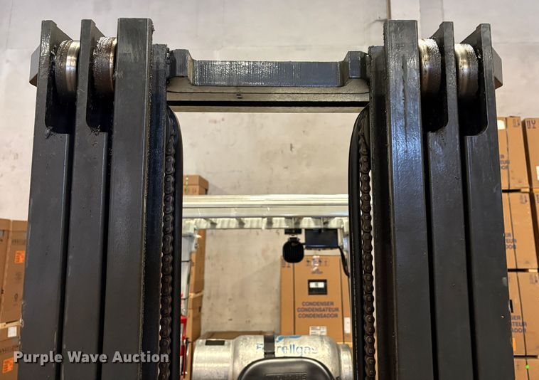 image for item EU8577 2017 UniCarriers CFS40 forklift