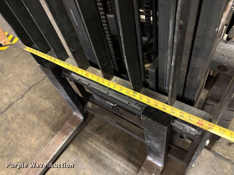 image for item EU8577 2017 UniCarriers CFS40 forklift