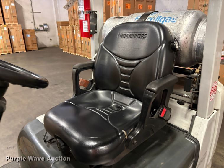 image for item EU8577 2017 UniCarriers CFS40 forklift