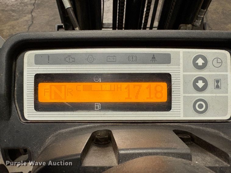 image for item EU8577 2017 UniCarriers CFS40 forklift