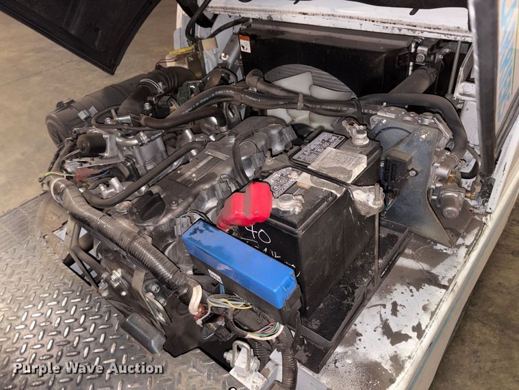 image for item EU8577 2017 UniCarriers CFS40 forklift