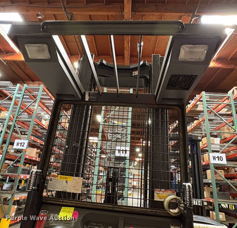 image for item EU8578 2016 Crown SP3520-30 order picker