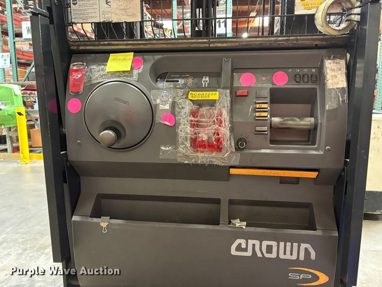 image for item EU8578 2016 Crown SP3520-30 order picker