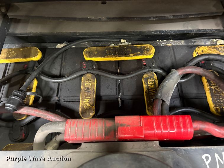 image for item EU8578 2016 Crown SP3520-30 order picker