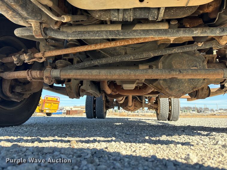 image for item EV2649 2012 Ford F450 Super Duty XL flatbed truck