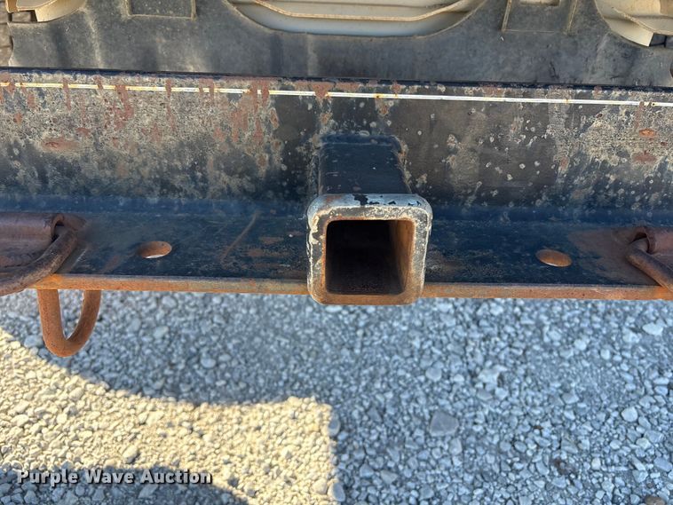 image for item EV2649 2012 Ford F450 Super Duty XL flatbed truck