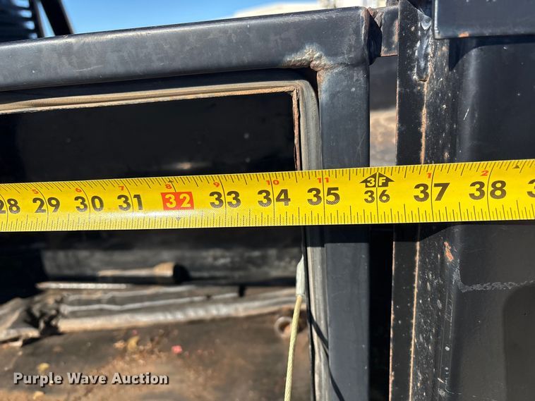 image for item EV2649 2012 Ford F450 Super Duty XL flatbed truck