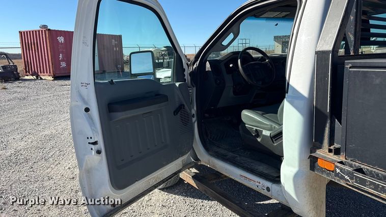 image for item EV2649 2012 Ford F450 Super Duty XL flatbed truck