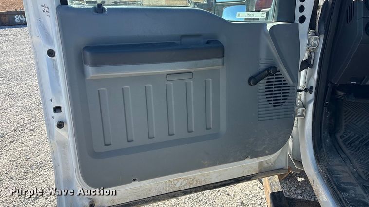 image for item EV2649 2012 Ford F450 Super Duty XL flatbed truck