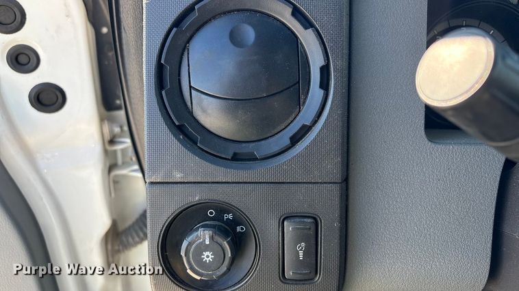 image for item EV2649 2012 Ford F450 Super Duty XL flatbed truck