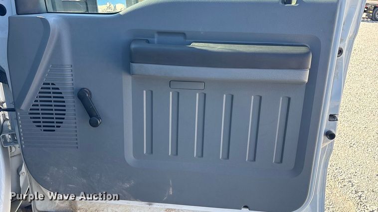 image for item EV2649 2012 Ford F450 Super Duty XL flatbed truck