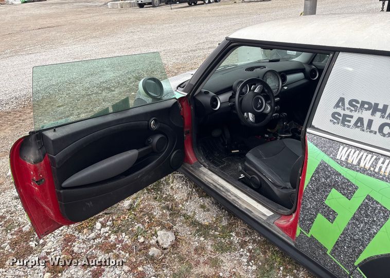 image for item EV2654 2007 Mini Cooper 