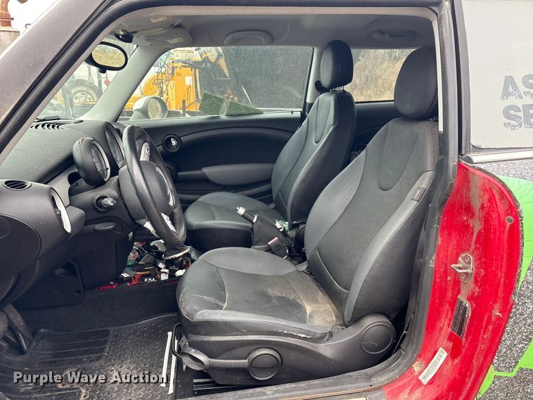 image for item EV2654 2007 Mini Cooper 