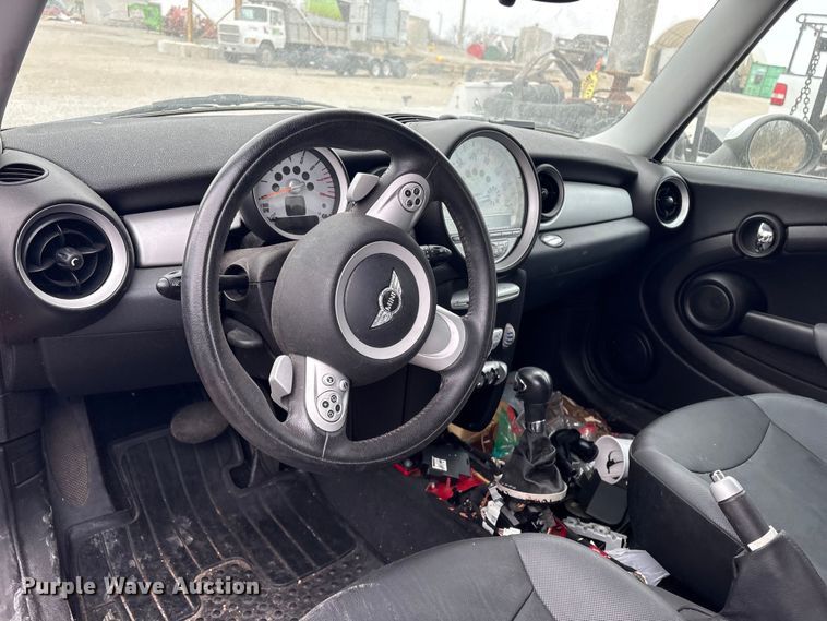 image for item EV2654 2007 Mini Cooper 