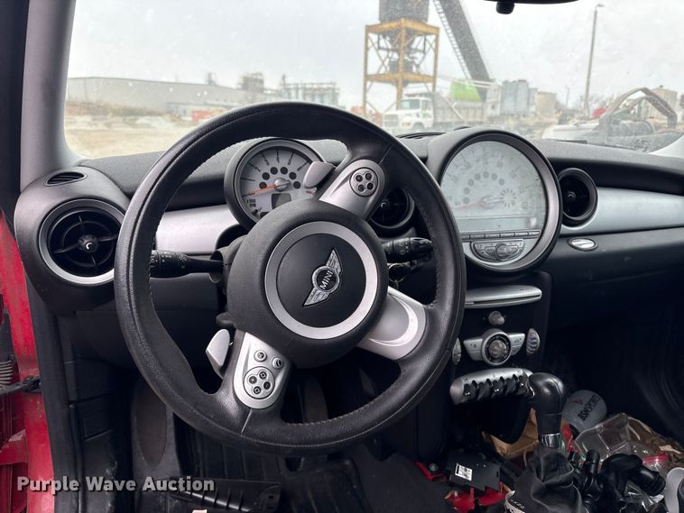 image for item EV2654 2007 Mini Cooper 