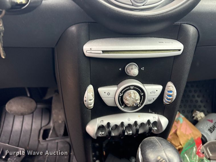 image for item EV2654 2007 Mini Cooper 