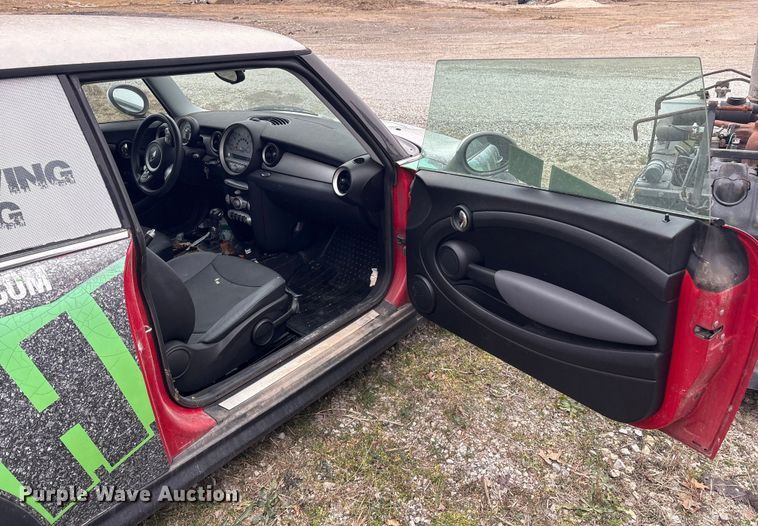 image for item EV2654 2007 Mini Cooper 