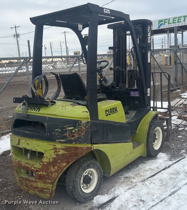image for item EV2669 Clark C25L forklift