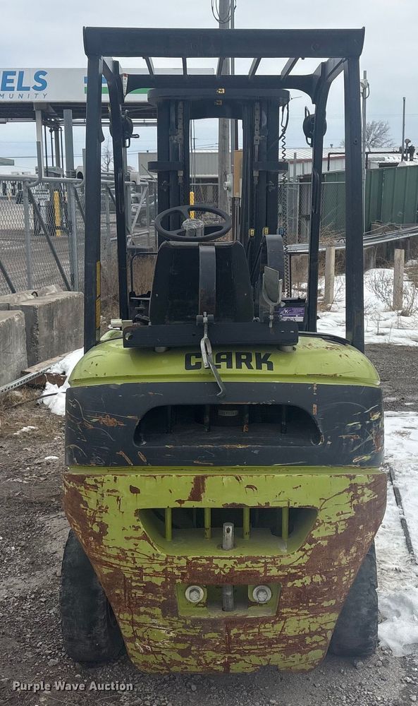 image for item EV2669 Clark C25L forklift