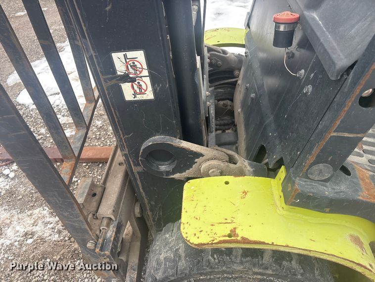 image for item EV2669 Clark C25L forklift