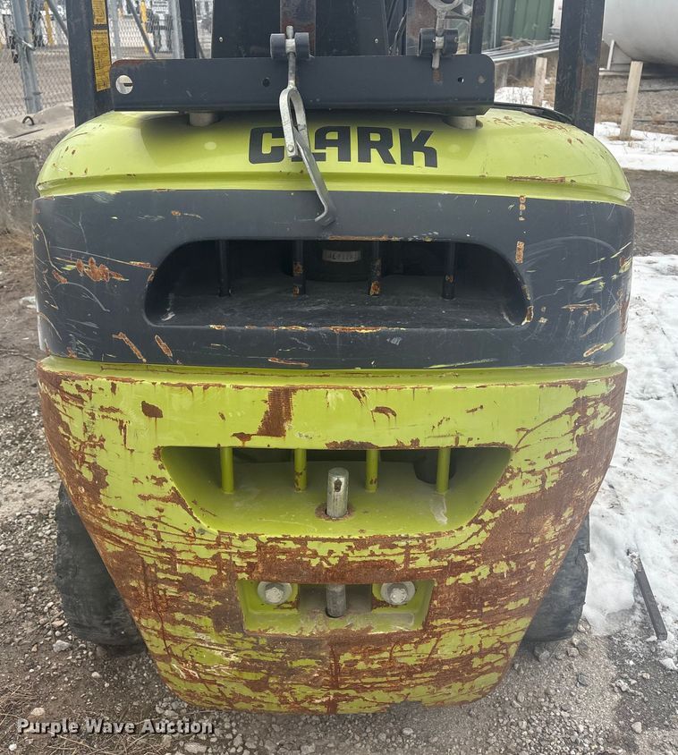 image for item EV2669 Clark C25L forklift
