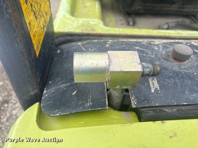 image for item EV2669 Clark C25L forklift