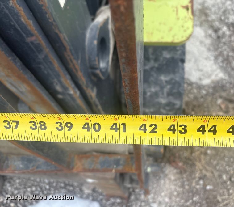 image for item EV2669 Clark C25L forklift