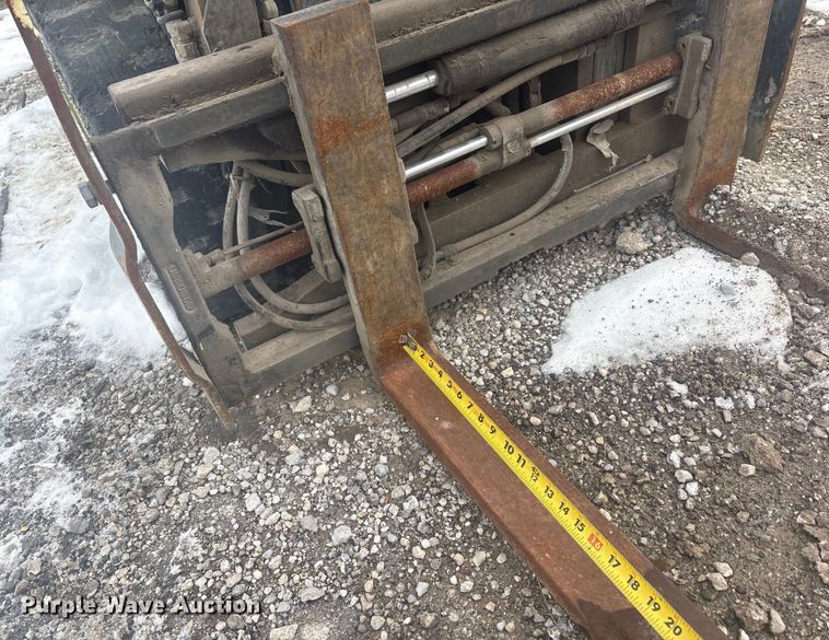 image for item EV2669 Clark C25L forklift