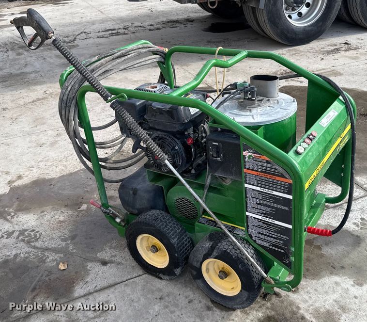 image for item FB0568 John Deere AC-2500GHH hot pressure washer