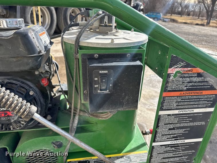 image for item FB0568 John Deere AC-2500GHH hot pressure washer