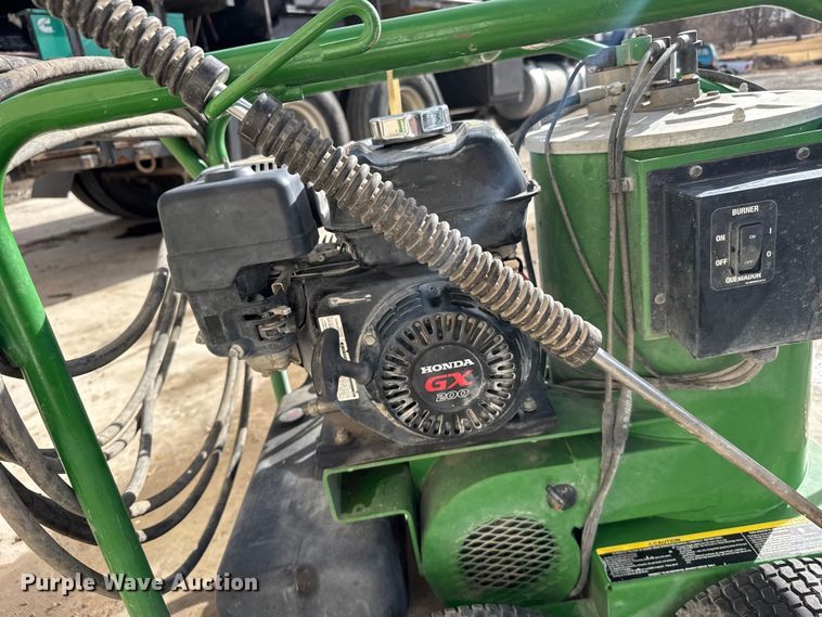 image for item FB0568 John Deere AC-2500GHH hot pressure washer