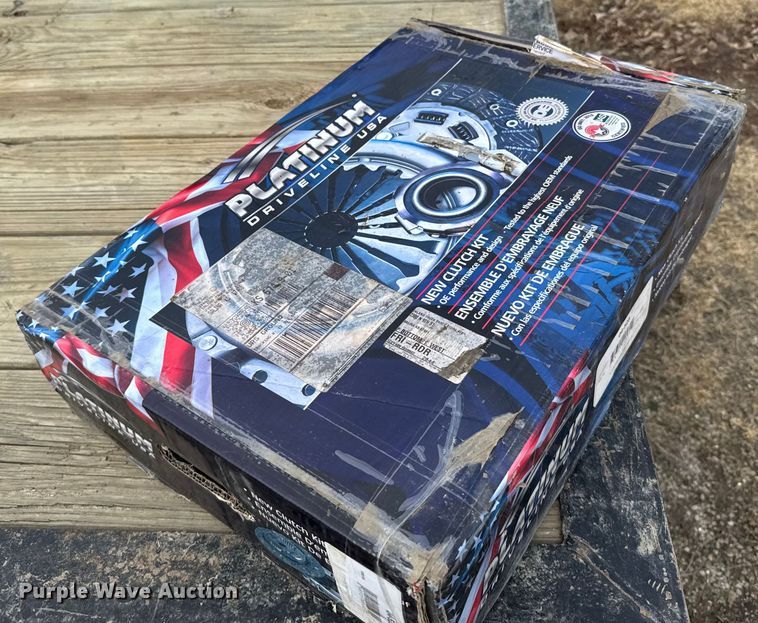 image for item FB0569 1996 GMC C6 tow truck