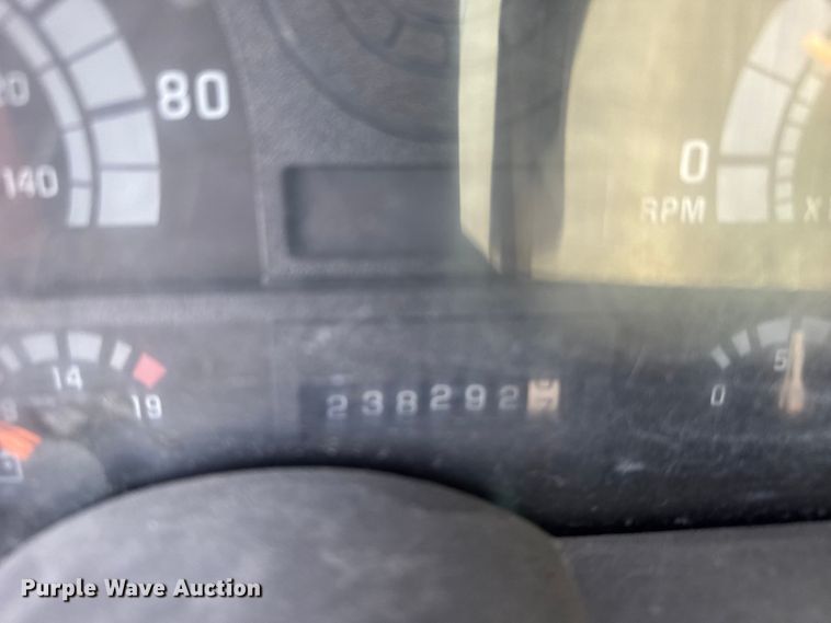 image for item FB0569 1996 GMC C6 tow truck