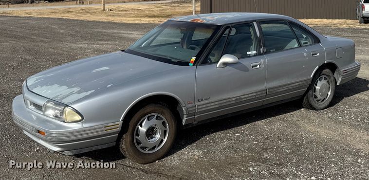 image for item FB0570 1992 Oldsmobile Royale 