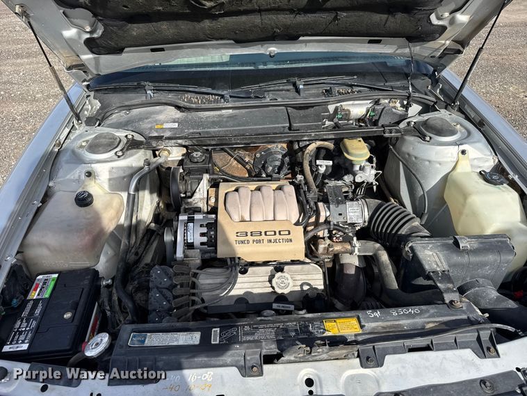 image for item FB0570 1992 Oldsmobile Royale 