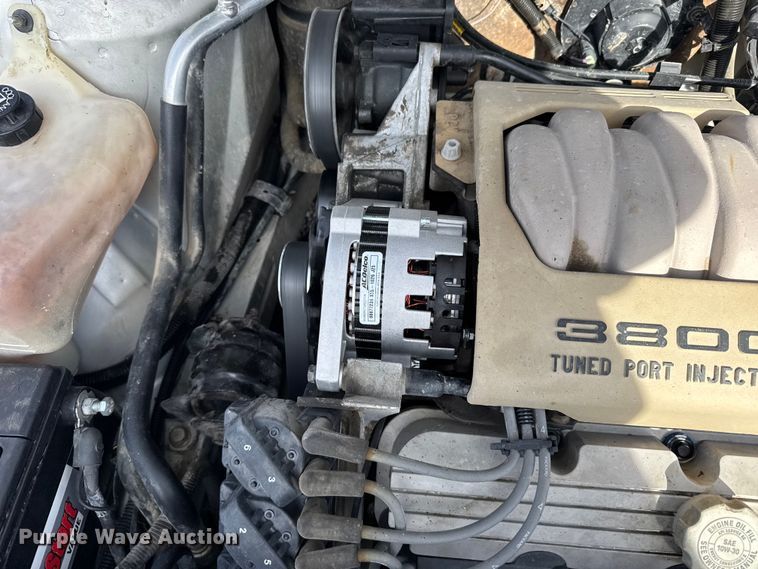 image for item FB0570 1992 Oldsmobile Royale 