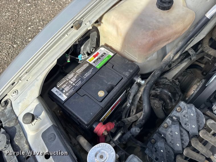 image for item FB0570 1992 Oldsmobile Royale 