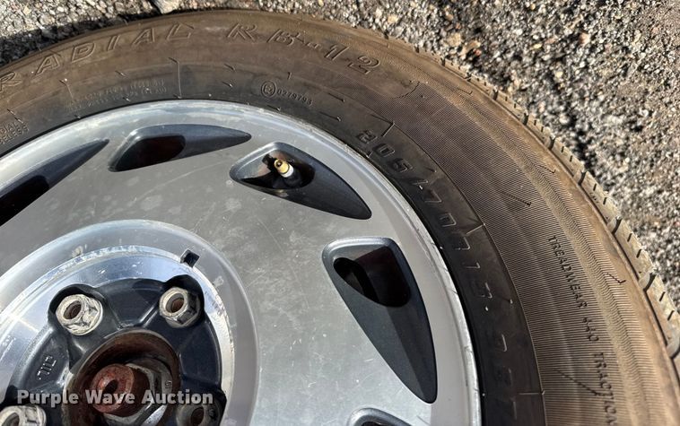 image for item FB0570 1992 Oldsmobile Royale 