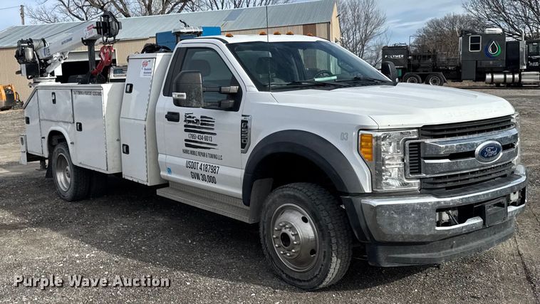 image for item FB0571 2017 Ford F550 utility / service truck