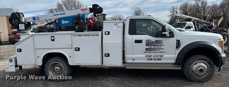 image for item FB0571 2017 Ford F550 utility / service truck