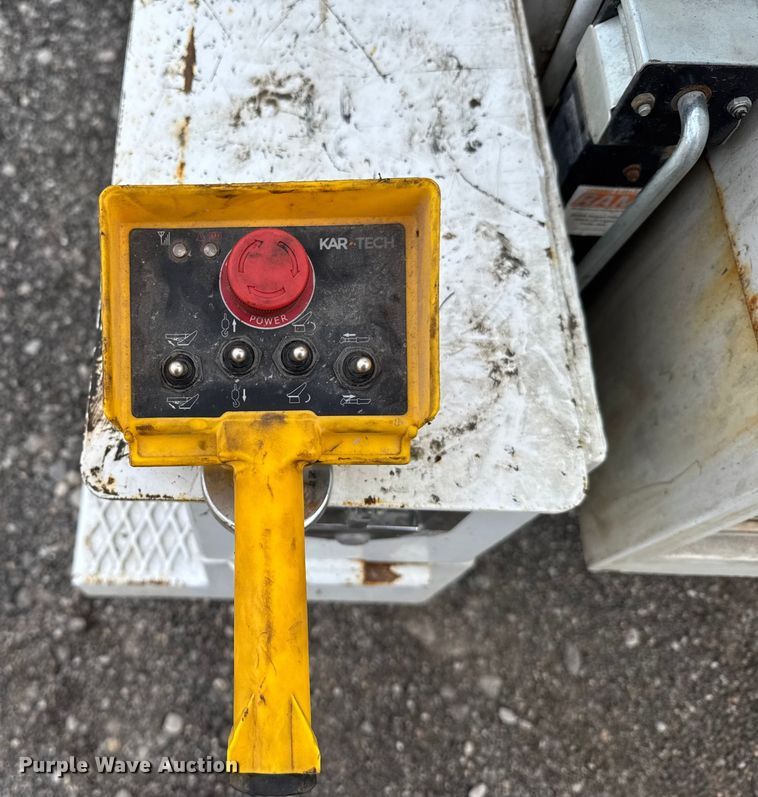 image for item FB0571 2017 Ford F550 utility / service truck