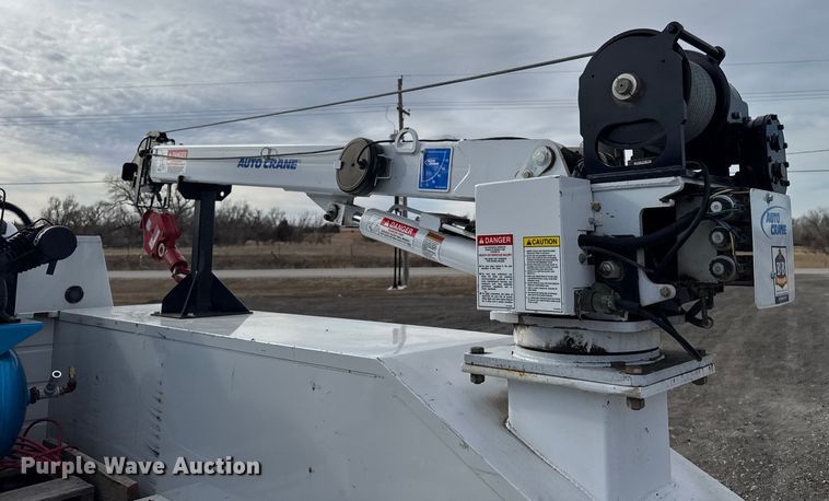 image for item FB0571 2017 Ford F550 utility / service truck