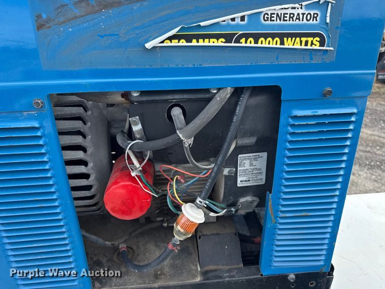 image for item FB0571 2017 Ford F550 utility / service truck