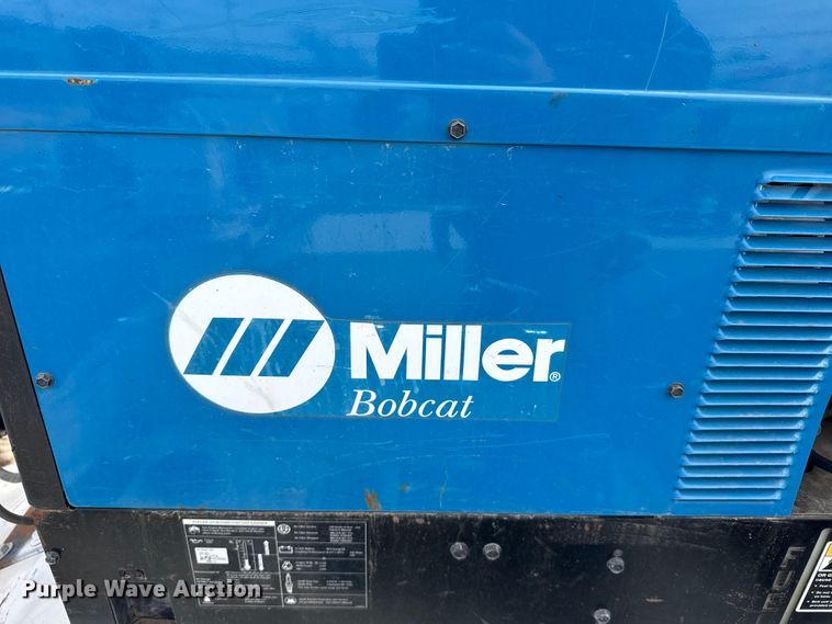 image for item FB0571 2017 Ford F550 utility / service truck