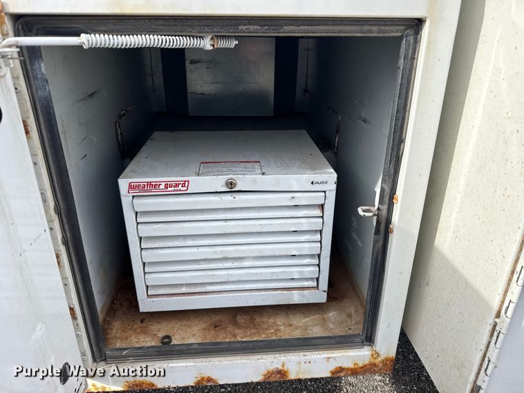 image for item FB0571 2017 Ford F550 utility / service truck