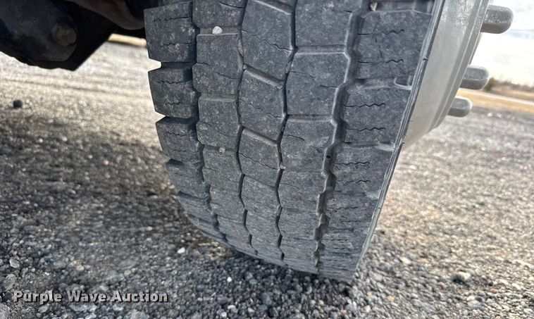 image for item FB0571 2017 Ford F550 utility / service truck