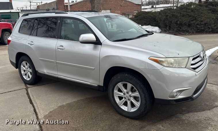 image for item FB0663 2012 Toyota Highlander SUV