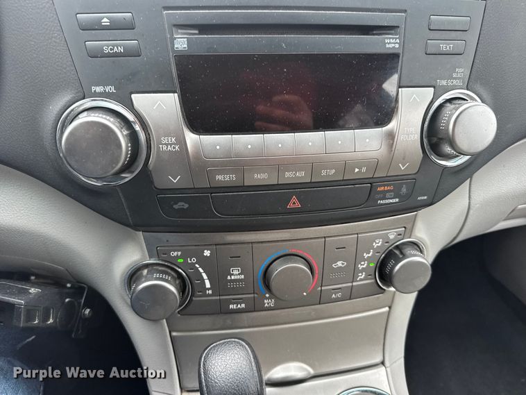 image for item FB0663 2012 Toyota Highlander SUV