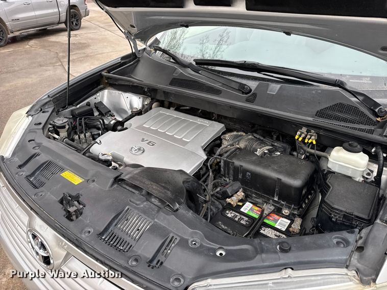 image for item FB0663 2012 Toyota Highlander SUV