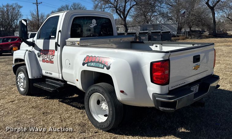 image for item FB0726 2007 GMC C5500 pickup truck